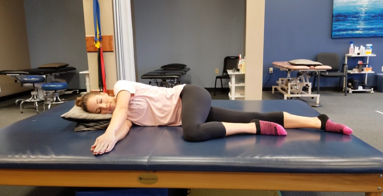 Side Lying Thoracic Rotation - thephysiobot